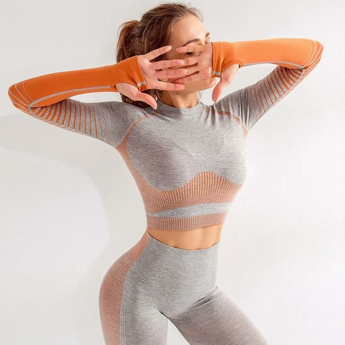 Women's Seamless 2-Piece Yoga Set - Long Sleeve Crop Top & Leggings